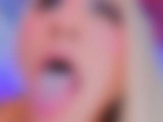 CLOECAMERON's Live Sex Cam Show