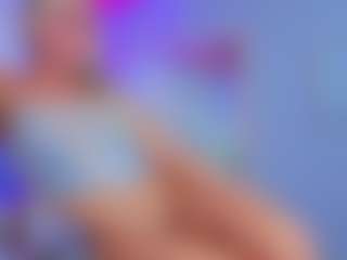 CLOECAMERON's Live Sex Cam Show