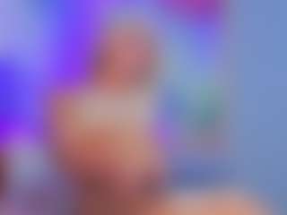 CLOECAMERON's Live Sex Cam Show