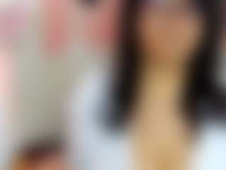 Live cam show with HelenaWinterborn - Camel Toe on nudelive.tv