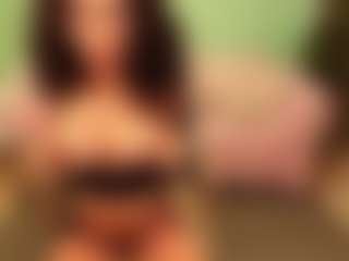 Mora-Dear's Live Sex Cam Show