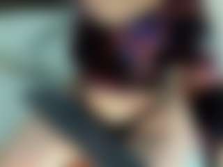 Mrs-Maddy-Curves's Live Sex Cam Show