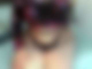 Mrs-Maddy-Curves's Live Sex Cam Show