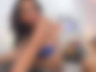 Live cam show with AlexandraaGomez - Brown Eyes on PervPlay.com