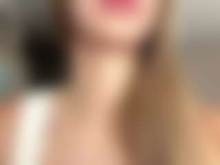 Live cam show with AntionetteDejong - Public Brown Hair on SinfulBabes