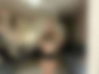 Live cam show with AntionetteDejong - Dominant on CamwithHer