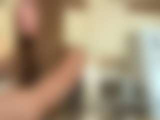 Live cam show with AntionetteDejong - Brown Hair on SquirtSoMuch