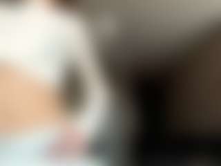 Live cam show with AntionetteDejong - Skinny on makecum.org