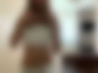 Live cam show with AntionetteDejong - Naturaleza on luckytryst.com