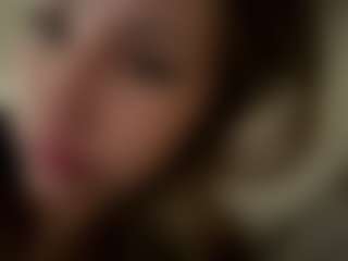 Live cam show with AntionetteDejong - Baby on Camsoda
