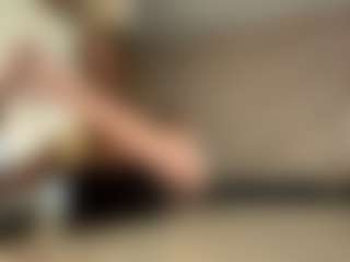 Live cam show with AntionetteDejong - Baby on Camsoda