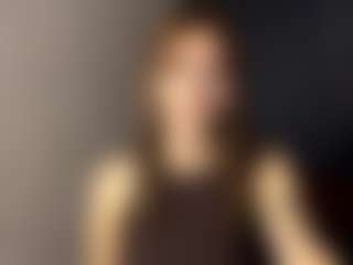 Show live cam dengan GearldineKoppelmann - Public di Camsoda