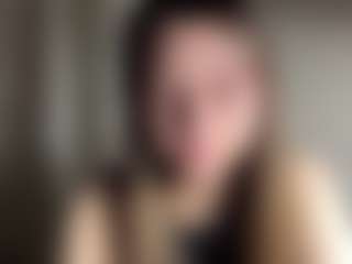 Live cam show with Sarah - Thin on Dolls Live