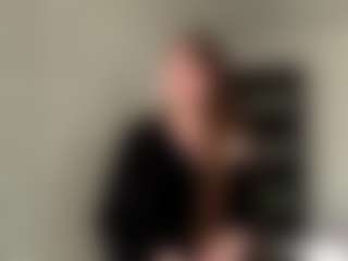 Live cam show with Sarah - Thin on CamwithHer