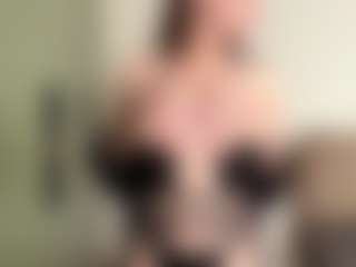 Show Live Sex Cam Sarah