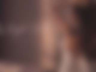 Live cam show with Sarah - Thin on livesexfox.com