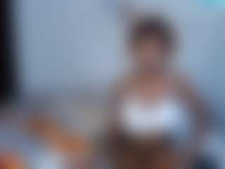 Live cam show with Lovedrizzles - Gray Eyes on Uber Horny