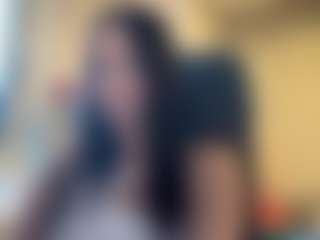 Live cam show with Carolina - Public on Milfs Live