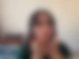 Live cam show with RosanneLaib - Facial on milfzrlive.com