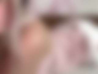 Live cam show with Karola - Skinny on x69.live