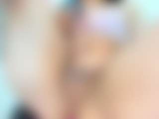 Live cam show with Sasha Blake - Average on LiveSexCams6