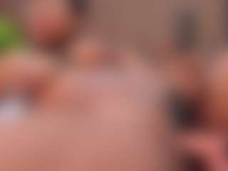 SweettCandyy-1's Live Sex Cam Show
