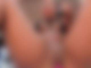 SweettCandyy-1's Live Sex Cam Show