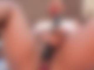 Live cam show with SweettCandyy-1 - Oil on Camsoda