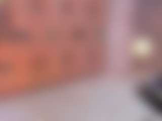 AnniaHart's Live Sex Cam Show