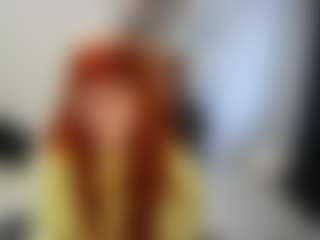 Live cam show with Stella - Red Hair on fapnchat