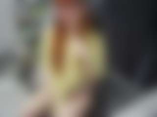 Spettacolo in cam dal vivo con Stella - Red Hair Anal su Camsoda