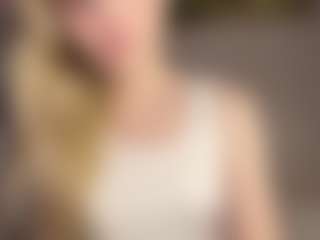 Live cam show with LedaFrugoli - Camel Toe on fapnchat