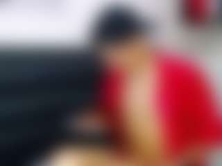 noah-velmont's Live Sex Cam Show