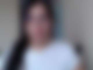 Live cam show with Alejandraa_33 - Thick on Dare Cams
