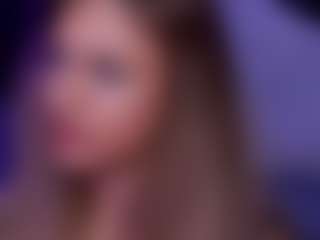 Live cam show with Aveenaquinn - Blonde Hair on Milfs Live