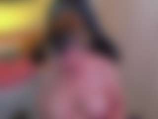 Live cam show with carolagomezz - New MILF on SpankPalCams