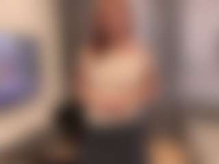 Live cam show with CoryStork - New Sexwebcam on AdultVida.com