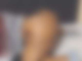 Curvyamara-250's Live Sex Cam Show