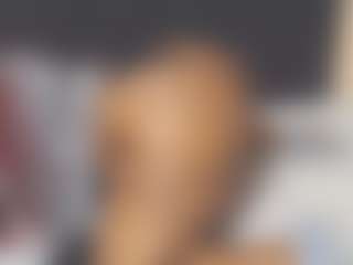 Curvyamara-250's Live Sex Cam Show