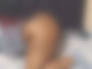 Live cam show with Curvyamara-250 - Ass Clapping on Instabang