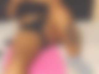 Live cam show with Curvyamara-250 - Eating Pussy on xxxlivecams.org
