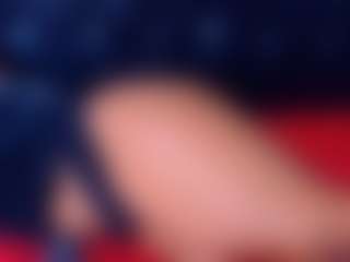 Live cam show with Curvyamara-250 - Eating Pussy on xDating