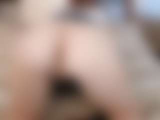 JannetFox's Live Sex Cam Show