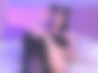 Live cam show with KeylaaDoll - Athletic on xDating