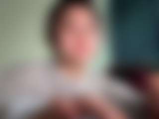 Live cam show with May - Asian Petite on madthumbs