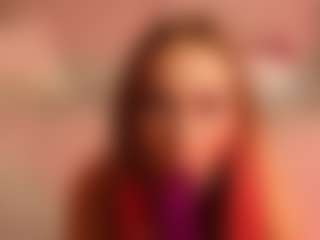 Live cam show with SinfulSienna - Brown Hair on SmokeAndPoke