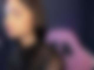 Live cam show with blaackk-caatt - Striptease on CamwithHer