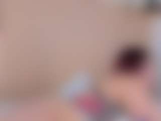 Live cam show with Brit-Cherry - Brown Eyes Red Hair on googirlz