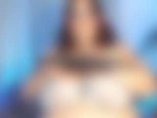 Live cam show with camiturn18 - Tittyfuck on AdultVida.com