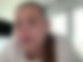 Live cam show with Avelia - Strapon on crypto-cams